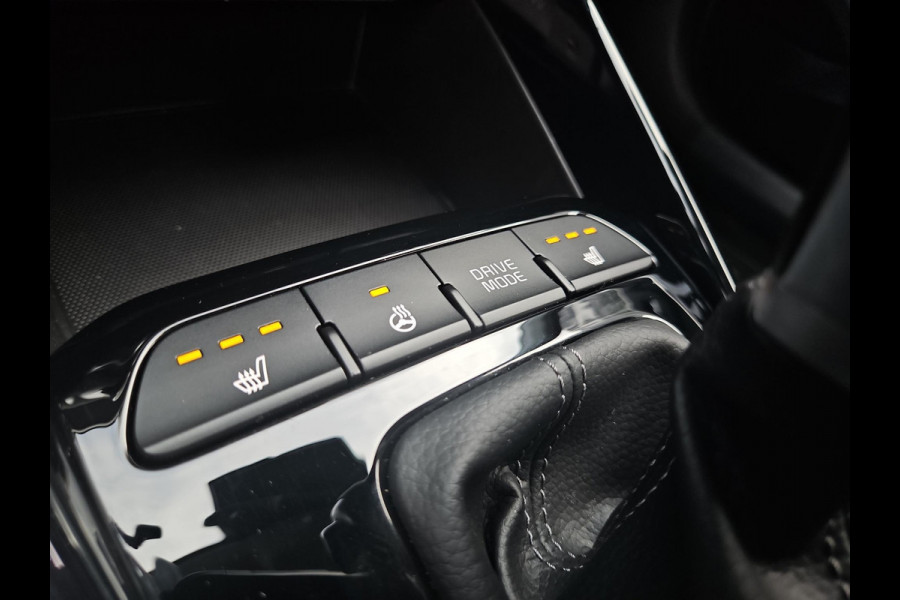 Kia Stonic 1.0 T-GDi MHEV DynamicPlusLine Automaat | Camera | LMV | Cruise | Navi | LED | Stoel- en Stuurverwarming | Privacy Glass | Apple Carplay & Android Auto |