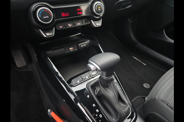 Kia Stonic 1.0 T-GDi MHEV DynamicPlusLine Automaat | Camera | LMV | Cruise | Navi | LED | Stoel- en Stuurverwarming | Privacy Glass | Apple Carplay & Android Auto |