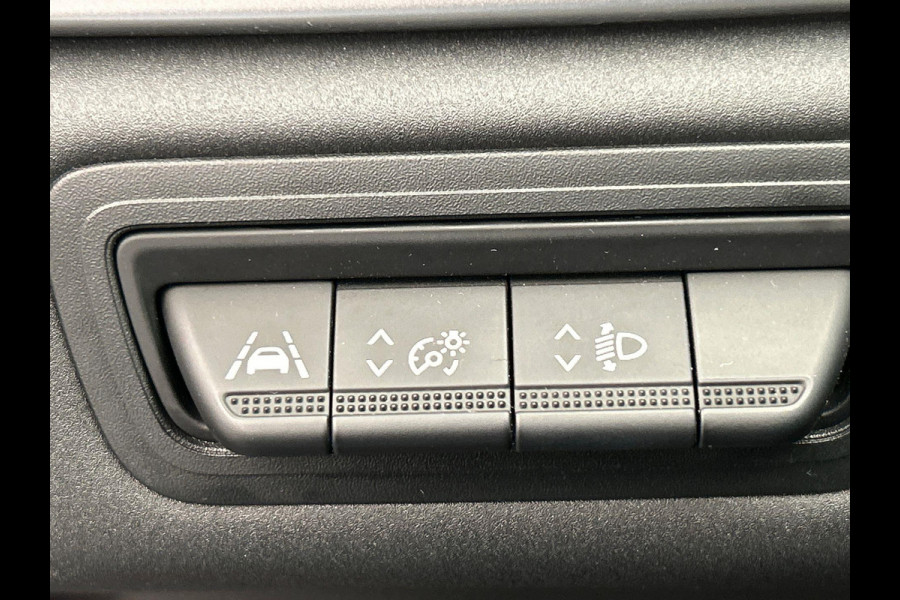 Renault Captur 1.6 E-Tech Hybrid 145 Business Trekhaak Apple/Carplay Climate/control