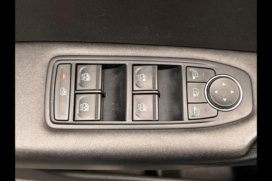 Renault Captur 1.6 E-Tech Hybrid 145 Business Trekhaak Apple/Carplay Climate/control