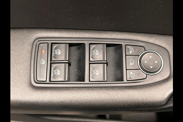 Renault Captur 1.6 E-Tech Hybrid 145 Business Trekhaak Apple/Carplay Climate/control