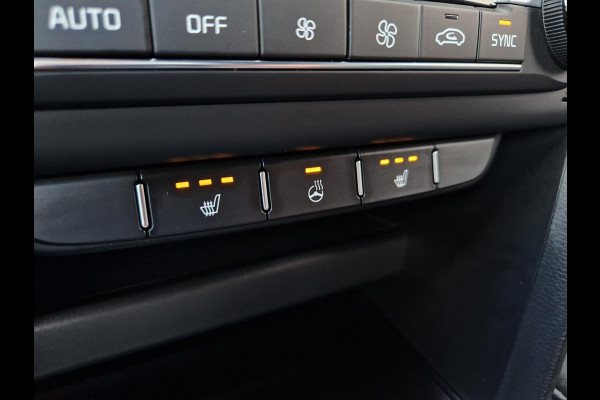 Kia ProCeed 1.0 T-GDI GT-Line | Panoramadak | Leder/Alcantara | Achteruitrijcamera | 17” Velgen | Stuur-/Stoelverwarming | Apple CarPlay/Android Auto | Clima | Key-Less sleutel | Cruise control | LED