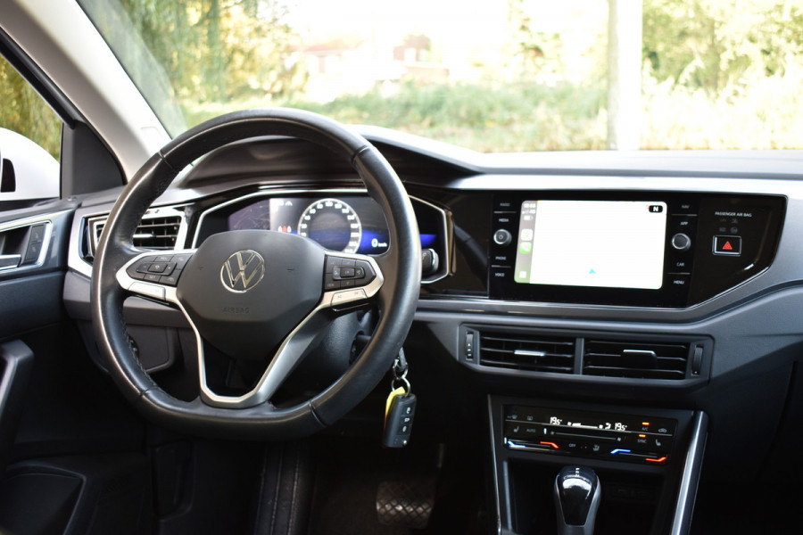 Volkswagen Taigo TSI 110PK DSG STYLE SPORT LEDER/LED/CAMERA