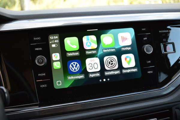 Volkswagen Taigo TSI 110PK DSG STYLE SPORT LEDER/LED/CAMERA