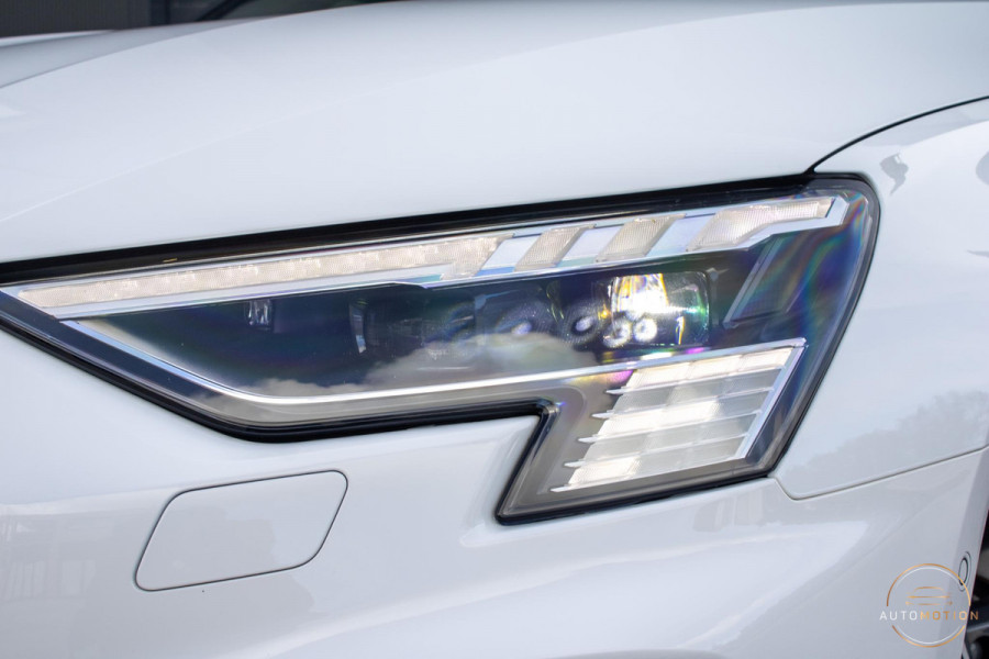 Audi A3 Sportback 45 TFSI e Sedition Comp. PANO MATRIX S LINE CAMERA Audi A3 Sportback 45 TFSI e Sedition Comp. PANO MATRIX S LINE CAMERA