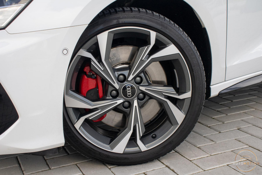 Audi A3 Sportback 45 TFSI e Sedition Comp. PANO MATRIX S LINE CAMERA Audi A3 Sportback 45 TFSI e Sedition Comp. PANO MATRIX S LINE CAMERA