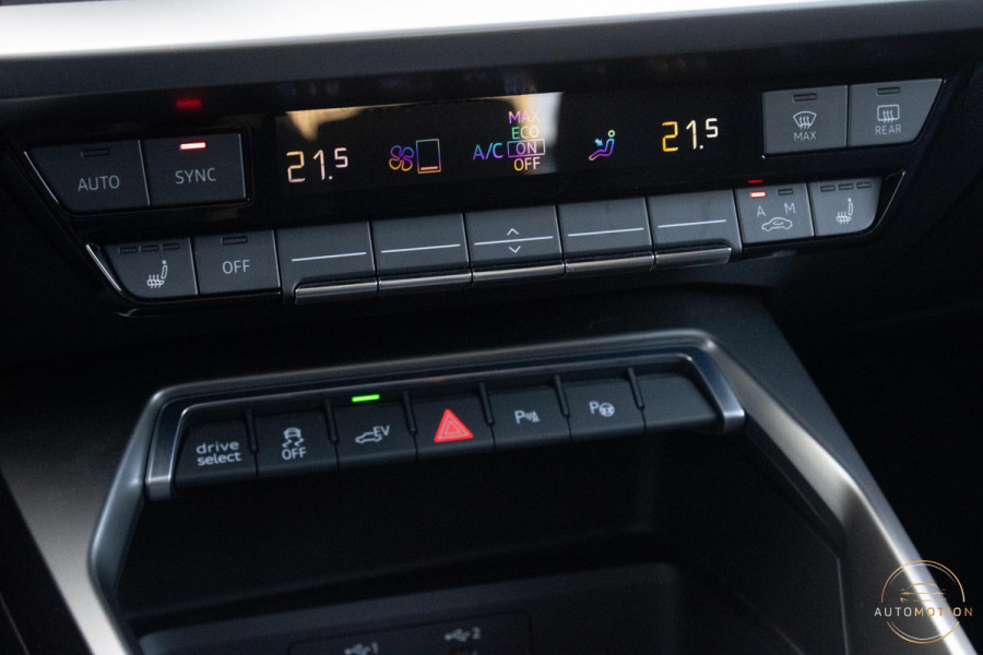 Audi A3 Sportback 45 TFSI e Sedition Comp. PANO MATRIX S LINE CAMERA Audi A3 Sportback 45 TFSI e Sedition Comp. PANO MATRIX S LINE CAMERA