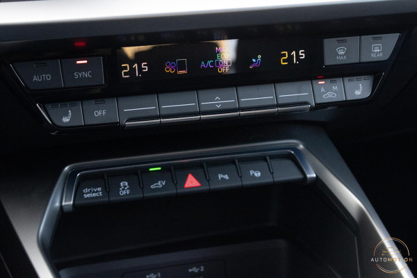 Audi A3 Sportback 45 TFSI e Sedition Comp. PANO MATRIX S LINE CAMERA Audi A3 Sportback 45 TFSI e Sedition Comp. PANO MATRIX S LINE CAMERA