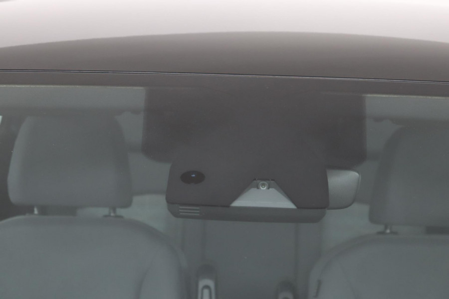 Volkswagen ID.3 Life 58 kWh|SOH 90%|Stuur-/Stoelverwarming|ACC