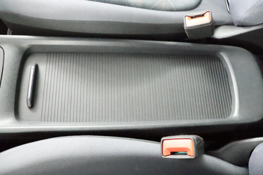 Volkswagen ID.3 Life 58 kWh|SOH 90%|Stuur-/Stoelverwarming|ACC