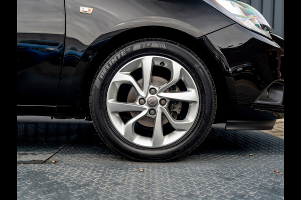 Opel Corsa 1.4 Online Edition| Trekhaak afnb. | Parkeersensoren | Navi | Apple Carplay/ Android Auto | Prijs Rijklaar!!