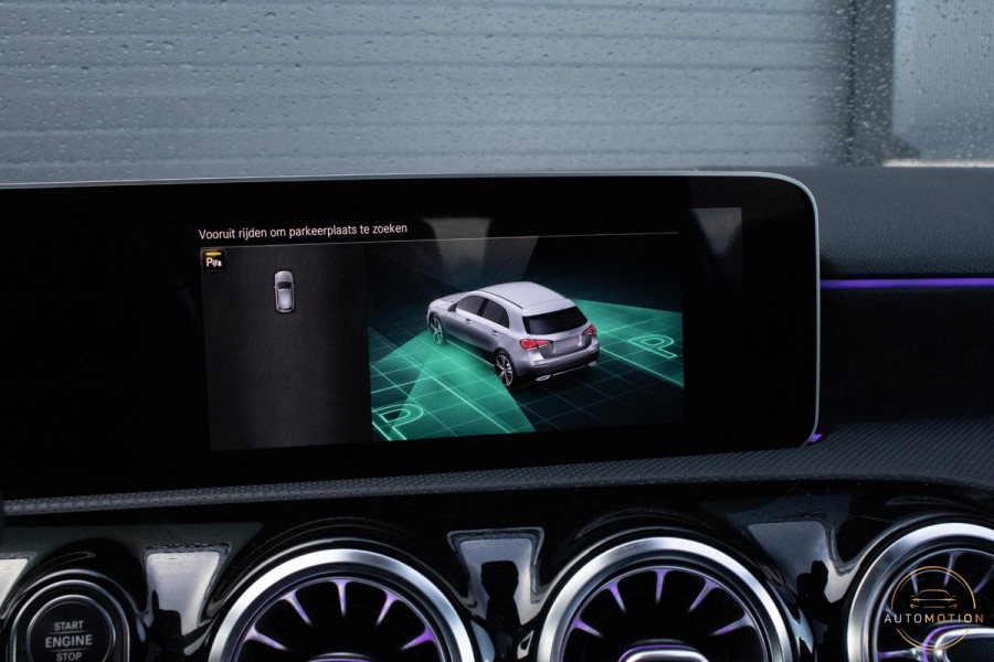 Mercedes-Benz A-Klasse 250 e AMG Line PANO Burmester Sfeerverlichting Parkeerassistent