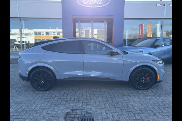 Ford Mustang Mach-E Extended Premium RWD 88 kWh | 19" Lichtmetalen velgen | Technology Pack Plus |