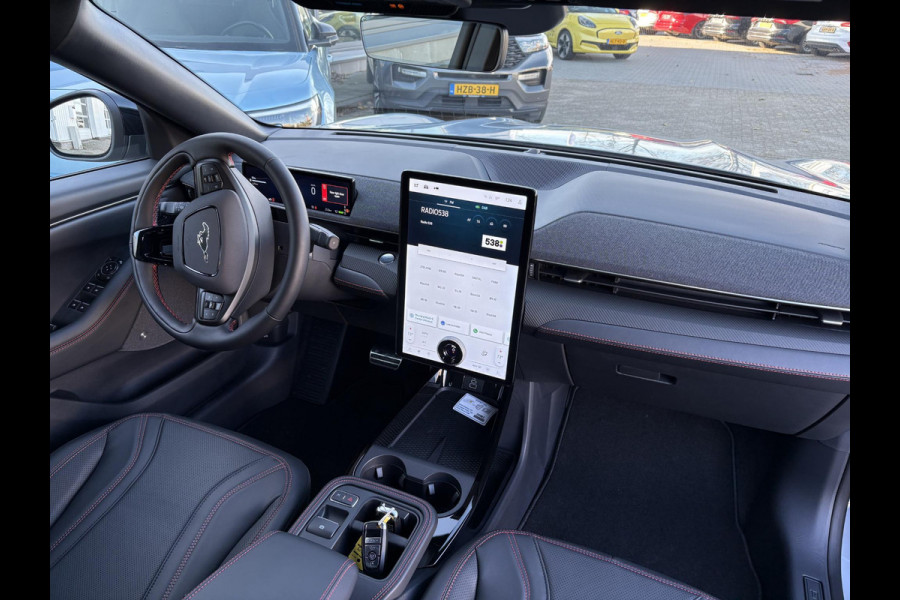 Ford Mustang Mach-E Extended Premium RWD 88 kWh | 19" Lichtmetalen velgen | Technology Pack Plus |