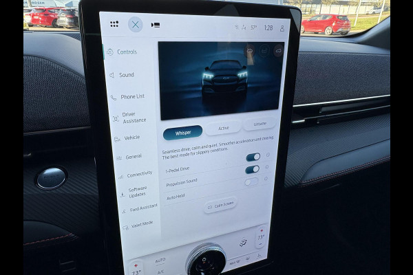 Ford Mustang Mach-E Extended Premium RWD 88 kWh | 19" Lichtmetalen velgen | Technology Pack Plus |