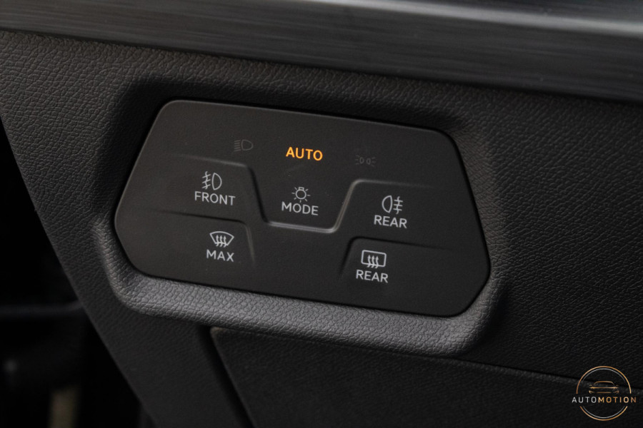 CUPRA Leon 1.4 e-Hybrid VZ 245 PANO CAMERA ACC Sfeerverlichting