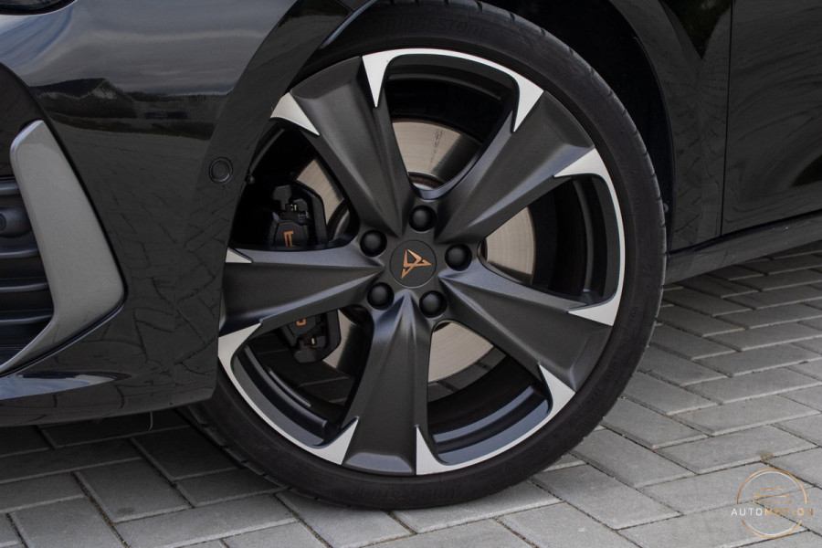 CUPRA Leon 1.4 e-Hybrid VZ 245 PANO CAMERA ACC Sfeerverlichting