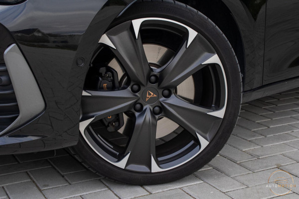 CUPRA Leon 1.4 e-Hybrid VZ 245 PANO CAMERA ACC Sfeerverlichting