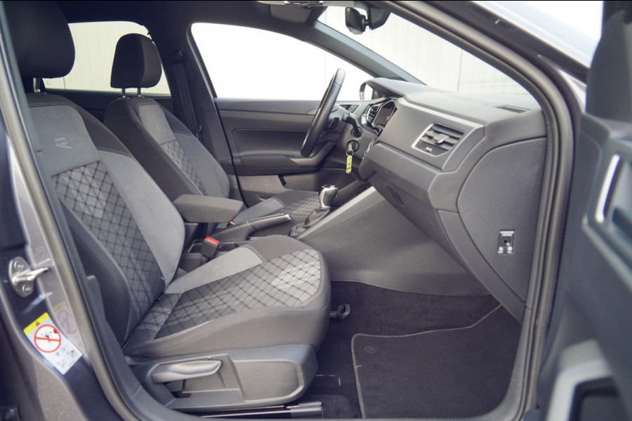 Volkswagen Polo 1.0 TSI R-Line Business / Automaat / Camera / Navi / Side-Assist / Stoelverw. / Carplay