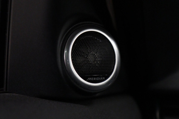 Land Rover Range Rover Evoque 2.0 P200 AWD SE R-Dinamic Pano/HUD/MERIDIAN/STOELV/DEALEROND/VOL