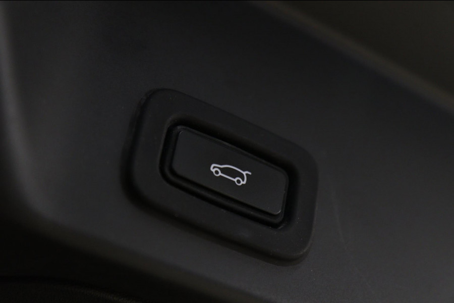 Land Rover Range Rover Evoque 2.0 P200 AWD SE R-Dinamic Pano/HUD/MERIDIAN/STOELV/DEALEROND/VOL