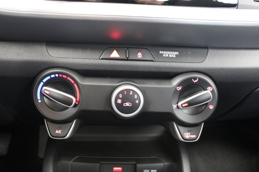 Kia Stonic 1.0 T-GDi MHEV DynamicPlusLine Kia Stonic 1.0 T-GDi MHEV DynamicPlusLine