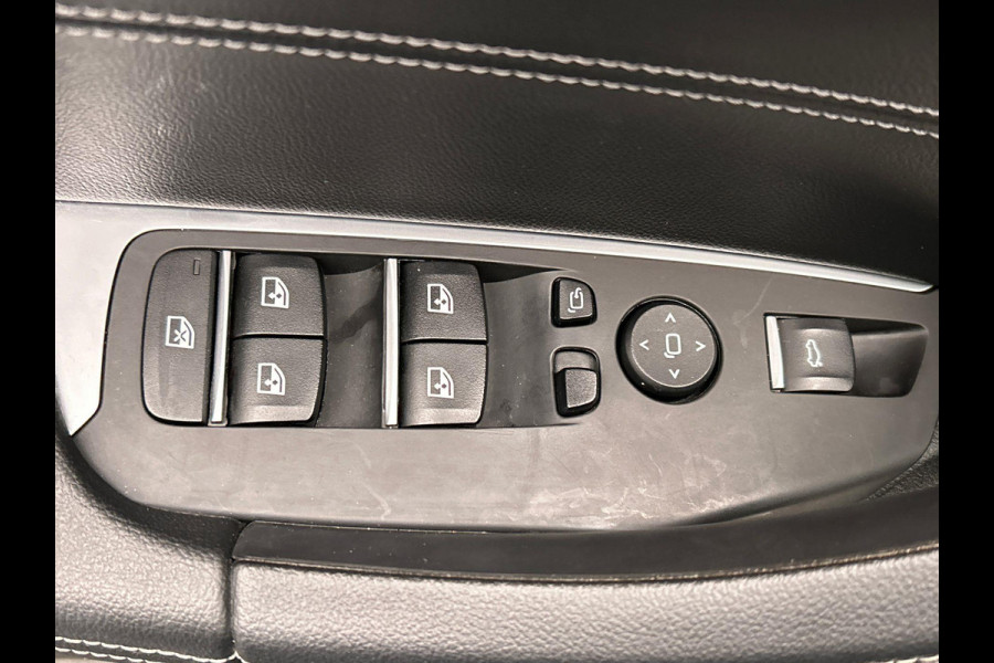 BMW X3 XDrive30e High Executive M-Sport Pano/dak Sport/stoelen Stoelverwarming