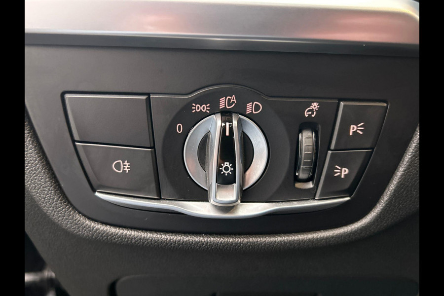 BMW X3 XDrive30e High Executive M-Sport Pano/dak Sport/stoelen Stoelverwarming