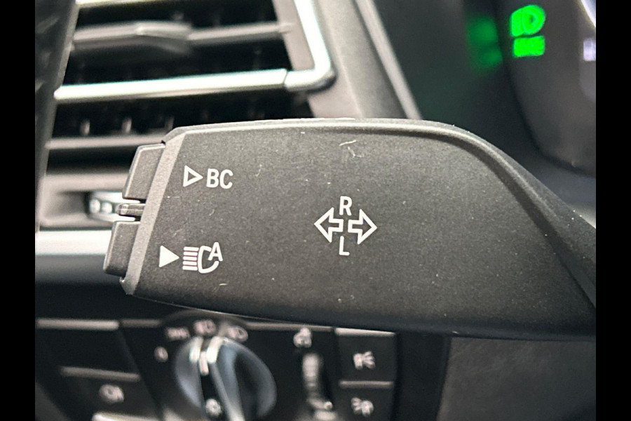 BMW X3 XDrive30e High Executive M-Sport Pano/dak Sport/stoelen Stoelverwarming