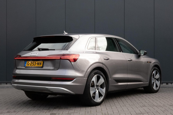 Audi e-tron E-tron 55 quattro advanced 95 kWh | S-LINE INTERIEUR | STOELVERWARMING | ELEKTRISCH VERSTELBARE STOELEN | MEMORY