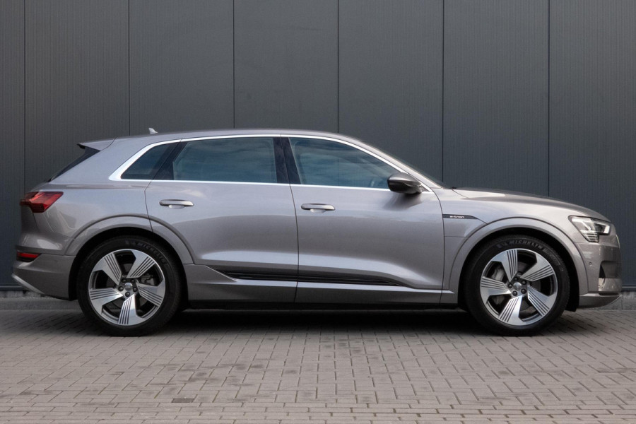 Audi e-tron E-tron 55 quattro advanced 95 kWh | S-LINE INTERIEUR | STOELVERWARMING | ELEKTRISCH VERSTELBARE STOELEN | MEMORY Audi e-tron E-tron 55 quattro advanced 95 kWh | S-LINE INTERIEUR | STOELVERWARMING | ELEKTRISCH VERSTELBARE STOELEN | MEMORY