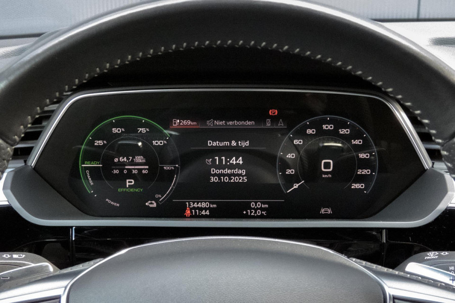 Audi e-tron E-tron 55 quattro advanced 95 kWh | S-LINE INTERIEUR | STOELVERWARMING | ELEKTRISCH VERSTELBARE STOELEN | MEMORY Audi e-tron E-tron 55 quattro advanced 95 kWh | S-LINE INTERIEUR | STOELVERWARMING | ELEKTRISCH VERSTELBARE STOELEN | MEMORY
