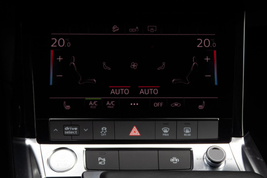 Audi e-tron E-tron 55 quattro advanced 95 kWh | S-LINE INTERIEUR | STOELVERWARMING | ELEKTRISCH VERSTELBARE STOELEN | MEMORY Audi e-tron E-tron 55 quattro advanced 95 kWh | S-LINE INTERIEUR | STOELVERWARMING | ELEKTRISCH VERSTELBARE STOELEN | MEMORY
