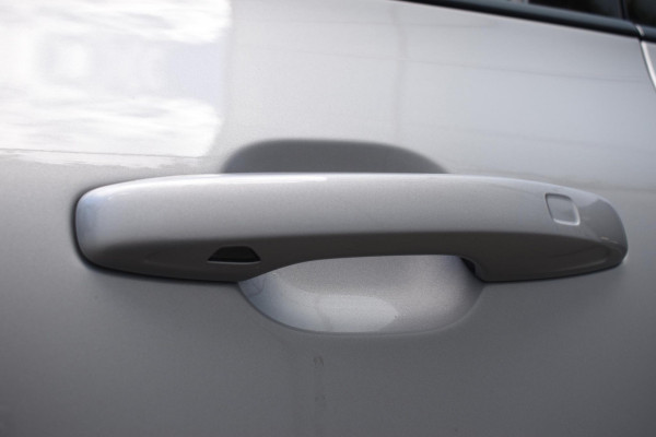 Volvo XC60 T6 350PK Automaat AWD Ultra Dark / Navigatie / 360 Camera / Head Up-Display / Panorama Dak / LM Velgen / Trekhaak