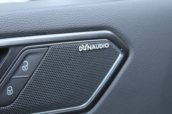 Volkswagen Tiguan 2.0 TSI 221pk 4Motion R Line NL-Auto NAP Panoramadak Clima Cruise Navi Carplay 360 Camera Leder HUD 20"LMV