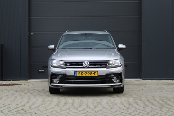 Volkswagen Tiguan 1.4 TSI ACT Comfortline Business | NAP! | R-LINE | DYNAUDIO | STOELVERWARMING | ELEK.TREKHAAK |