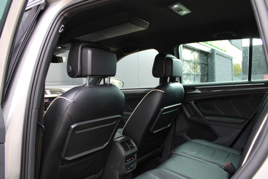 Volkswagen Tiguan 1.4 TSI ACT Comfortline Business | NAP! | R-LINE | DYNAUDIO | STOELVERWARMING | ELEK.TREKHAAK |