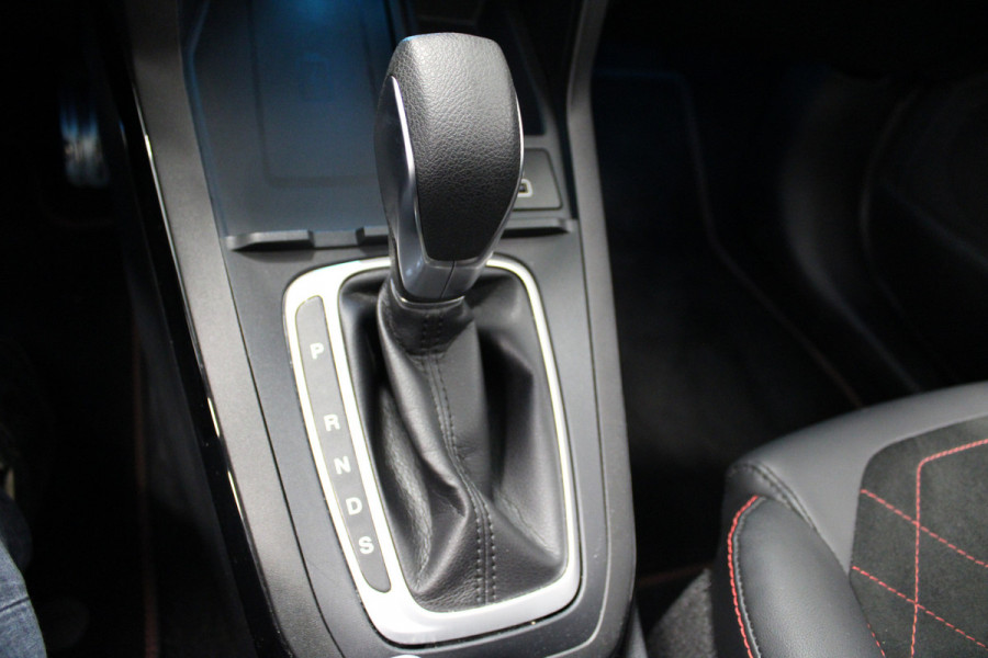 Ford Puma 1.0 EcoBoost Hybrid ST-Line X