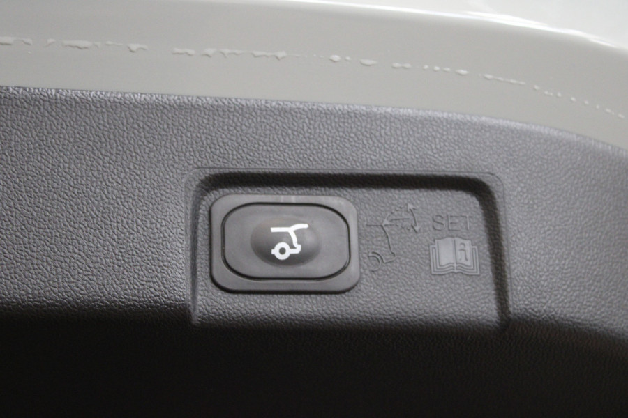 Ford Puma 1.0 EcoBoost Hybrid ST-Line X