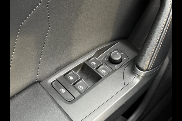 CUPRA Leon Sportstourer 1.4 e-Hybrid Business | CarPlay | Cruise | LED | DAB+ | Keyless | Sfeerverlichting | 18 inch