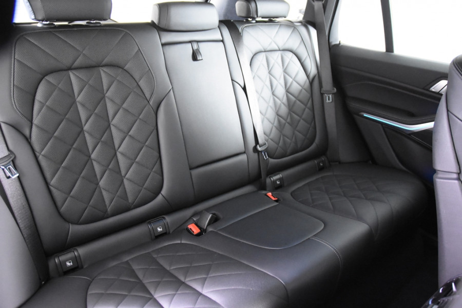 BMW X5 xDrive45e Executive *1ste Eigenaar*Massage*Luchtvering*Trekhaak*