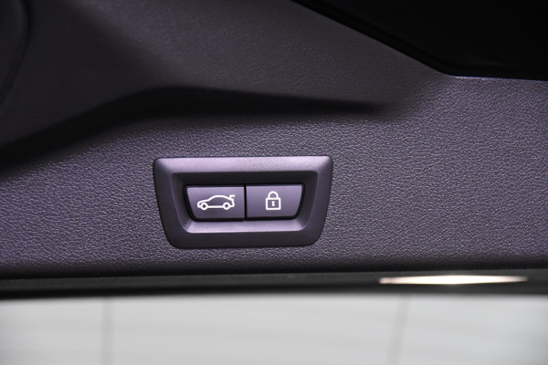 BMW X5 xDrive45e Executive *1ste Eigenaar*Massage*Luchtvering*Trekhaak*