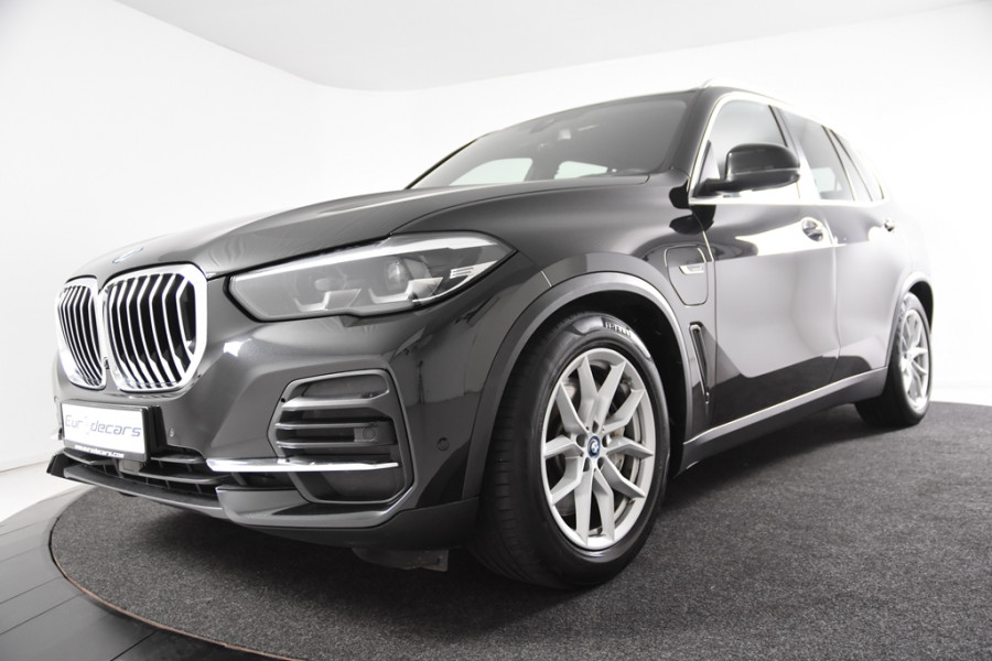 BMW X5 xDrive45e Executive *1ste Eigenaar*Massage*Luchtvering*Trekhaak*