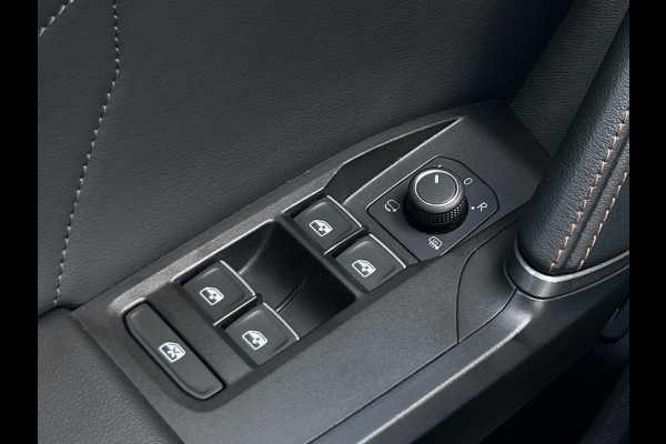 CUPRA Leon Sportstourer 1.4 e-Hybrid VZ Adrenaline | Elek klep | LED | Camera | All Season