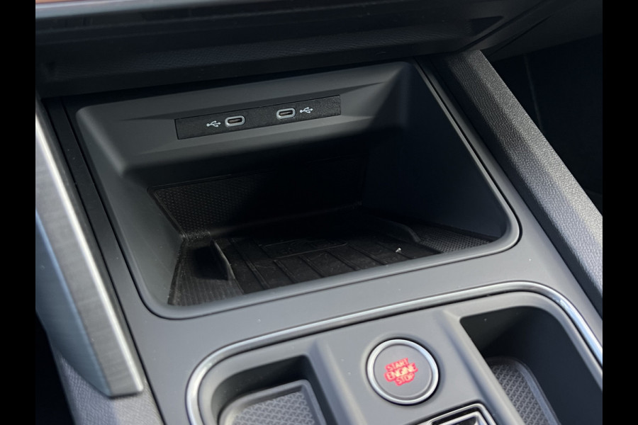 CUPRA Leon Sportstourer 1.4 e-Hybrid VZ Adrenaline | Elek klep | LED | Camera | All Season