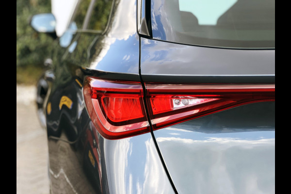 CUPRA Leon Sportstourer 1.4 e-Hybrid VZ Adrenaline | Elek klep | LED | Camera | All Season