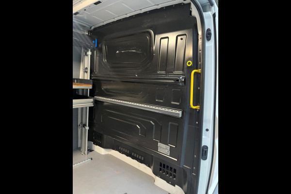 Volkswagen Crafter Automaat DSG Servicewagen 35 2.0 TDI euro6 140PK L3H2 (oude L2H1) Highline 3Persoons, SORTIMO, RIJKLAARPRIJS