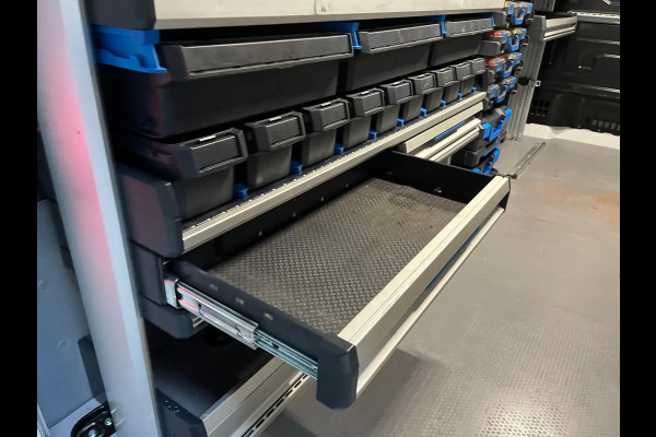 Volkswagen Crafter Automaat DSG Servicewagen 35 2.0 TDI euro6 140PK L3H2 (oude L2H1) Highline 3Persoons, SORTIMO, RIJKLAARPRIJS