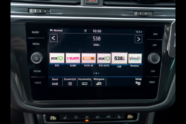 Volkswagen Tiguan 1.5 TSI ACT Highline Business R | LED | Trekhaak wegkl. | Elk. A-klep | Stoelverw. | Prijs Rijklaar!! Volkswagen Tiguan 1.5 TSI ACT Highline Business R | LED | Trekhaak wegkl. | Elk. A-klep | Stoelverw. | Prijs Rijklaar!!