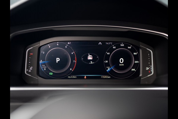 Volkswagen Tiguan 1.5 TSI ACT Highline Business R | LED | Trekhaak wegkl. | Elk. A-klep | Stoelverw. | Prijs Rijklaar!! Volkswagen Tiguan 1.5 TSI ACT Highline Business R | LED | Trekhaak wegkl. | Elk. A-klep | Stoelverw. | Prijs Rijklaar!!